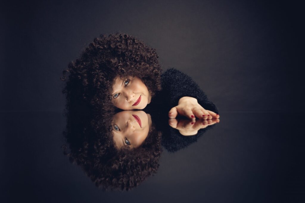 Roberta Campos segue sem surpresas o habitual percurso folk no tom íntimo e confessional do álbum ‘Coisas de viver’