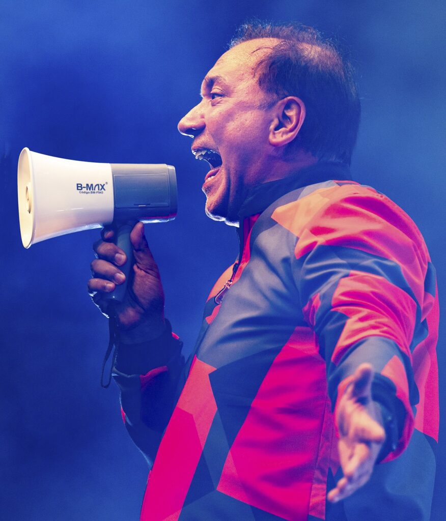 Como a banda Biquini chegou bem aos 40 anos com sucesso cavado pela forte conexão com os fãs que vão nos shows