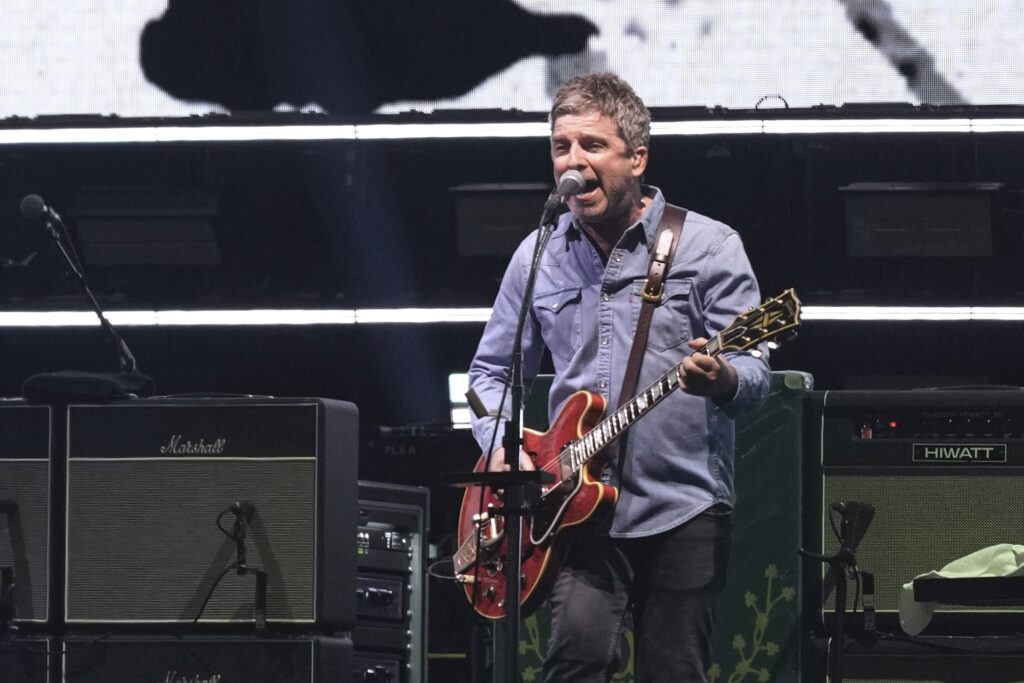 Noel Gallagher, do Oasis, sobre turnê após hiato de 16 anos: ‘É ótimo estar de volta em uma banda com o Liam’