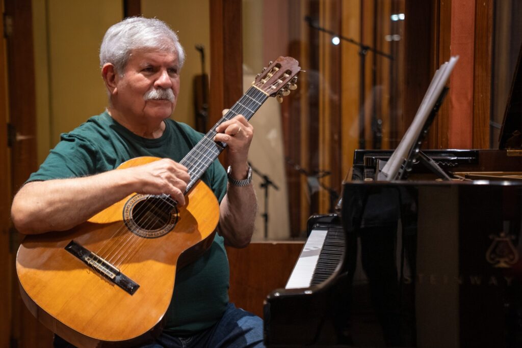 Aos 82 anos, Dori Caymmi move águas passadas em álbum em que exerce a utopia de uma canção brasileira purista
