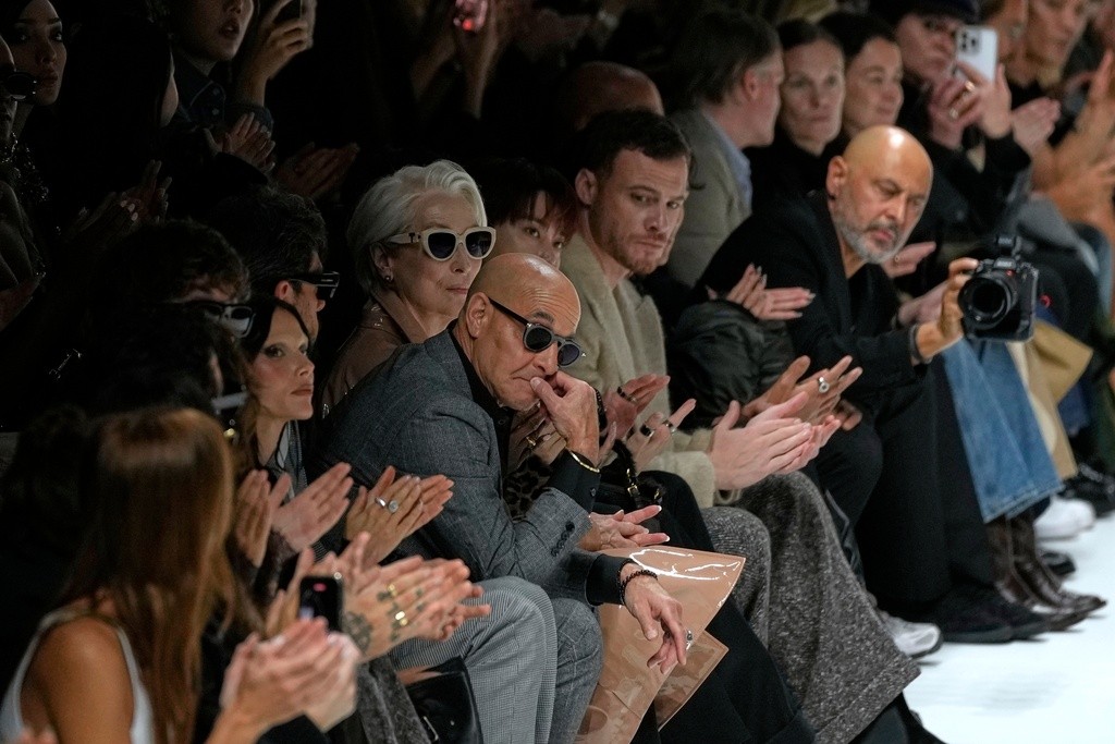 Meryl Streep grava cenas de novo ‘O Diabo Veste Prada’ na semana de moda de Milão