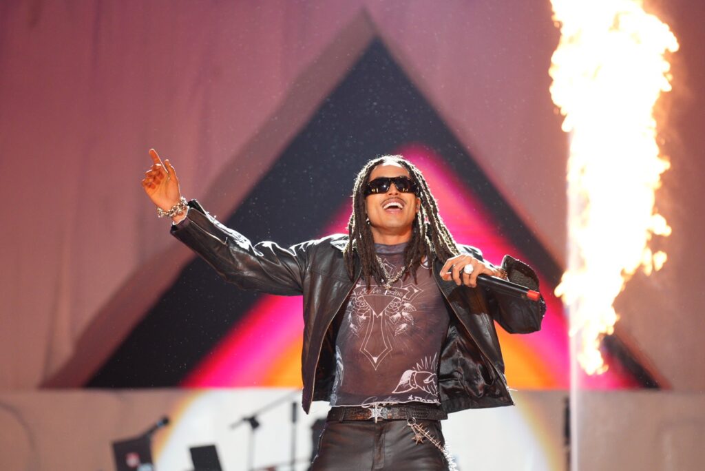 No The Town, Matuê traz Teto, Wiu e Brandão e ostenta seu império trap para multidão jovem